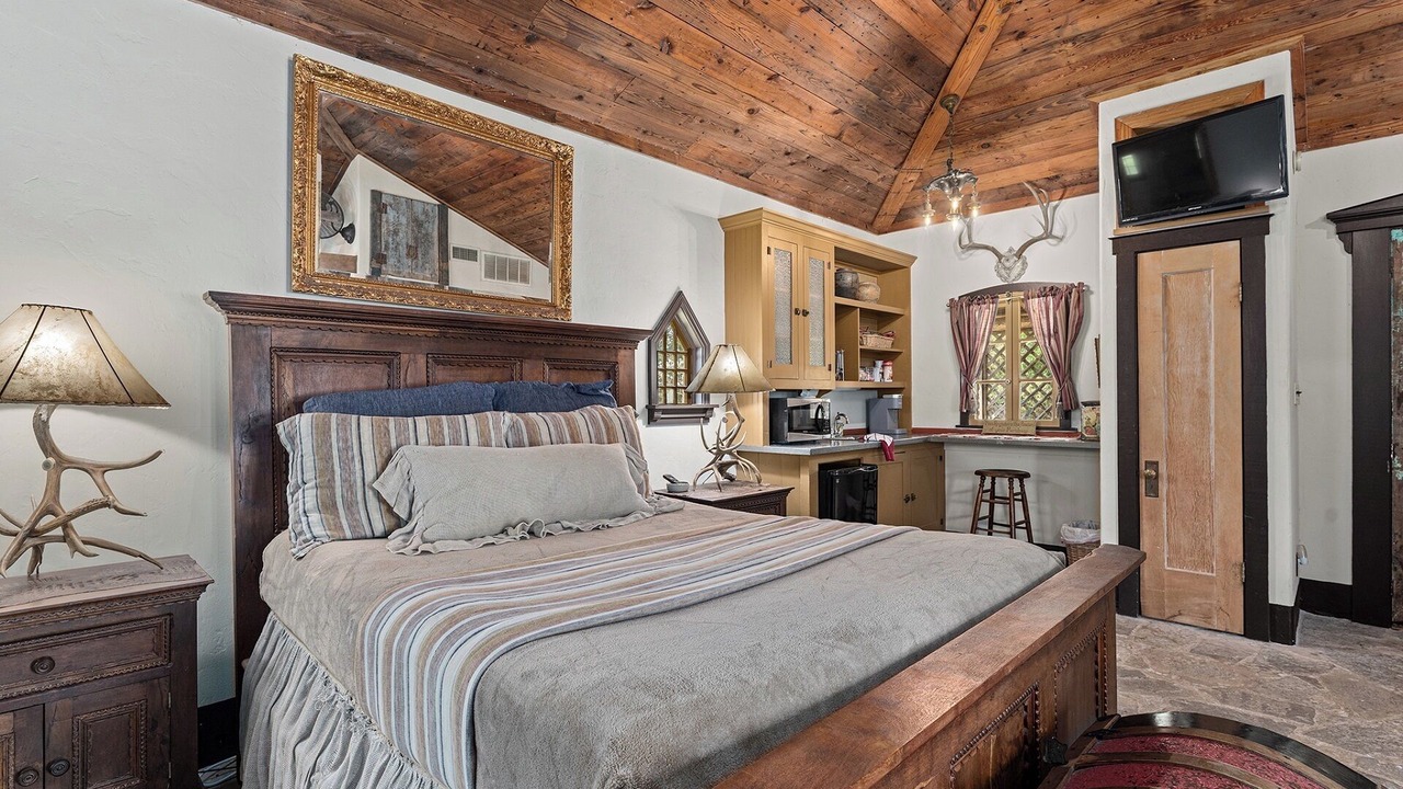 Photo of Bedroom in Fredericksburg