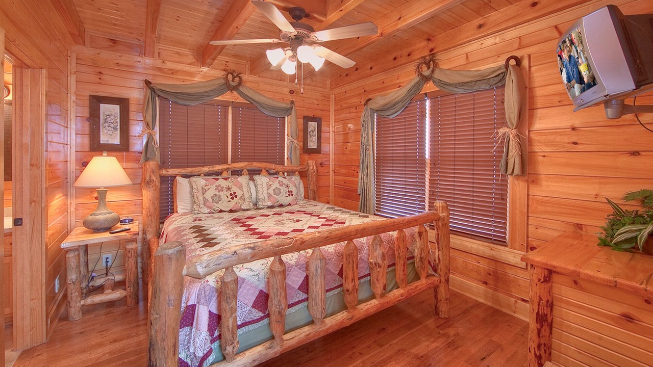 Photo of Bedroom in Sevierville