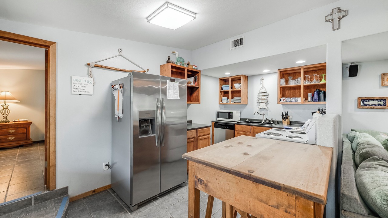 Photo of Kitchen in Leeward Sands