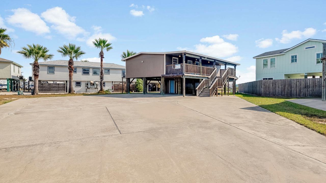 Photo of Outdoor in Leeward Sands