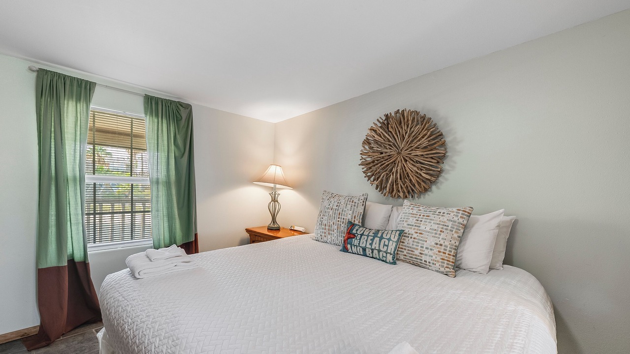 Photo of Bedroom in Leeward Sands