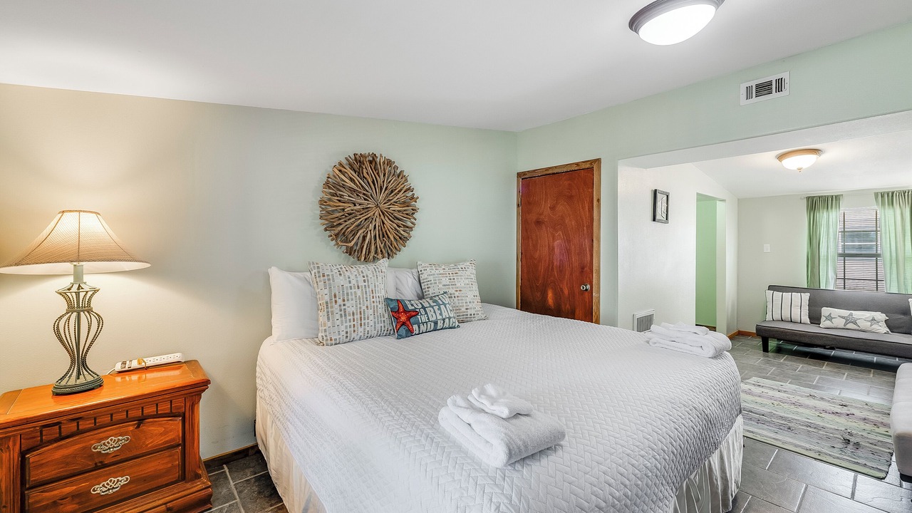 Photo of Bedroom in Leeward Sands