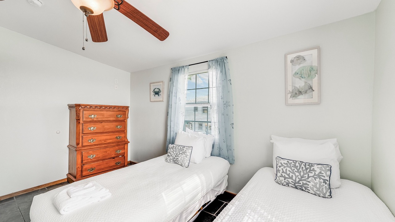 Photo of Bedroom in Leeward Sands
