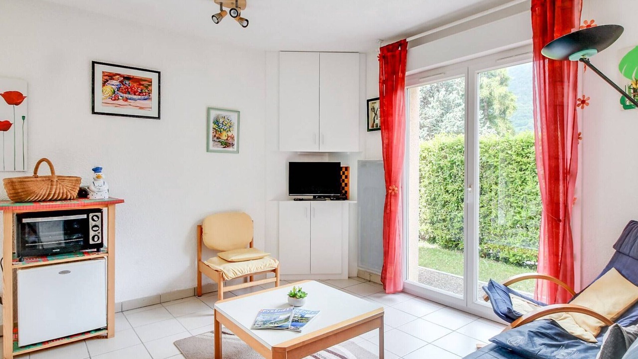 Photo of Livingroom in Esquieze-Sere