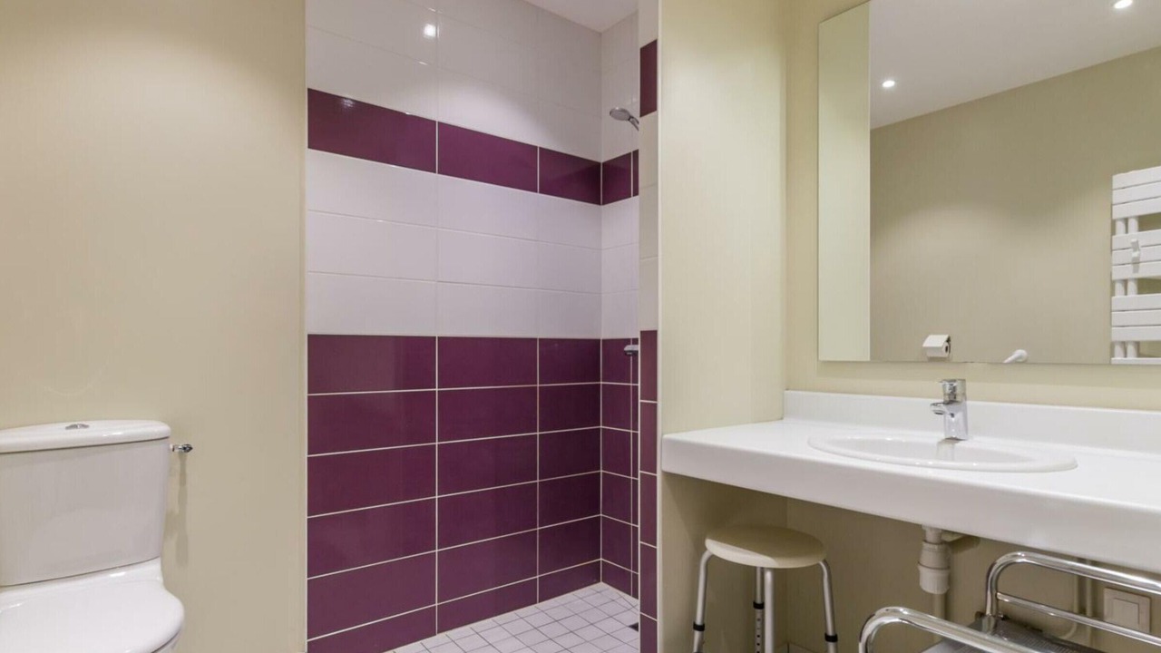 Photo of Bathroom in Le Guislain