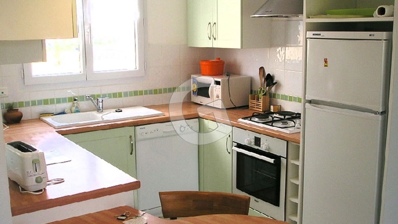 Photo of Kitchen in Angles