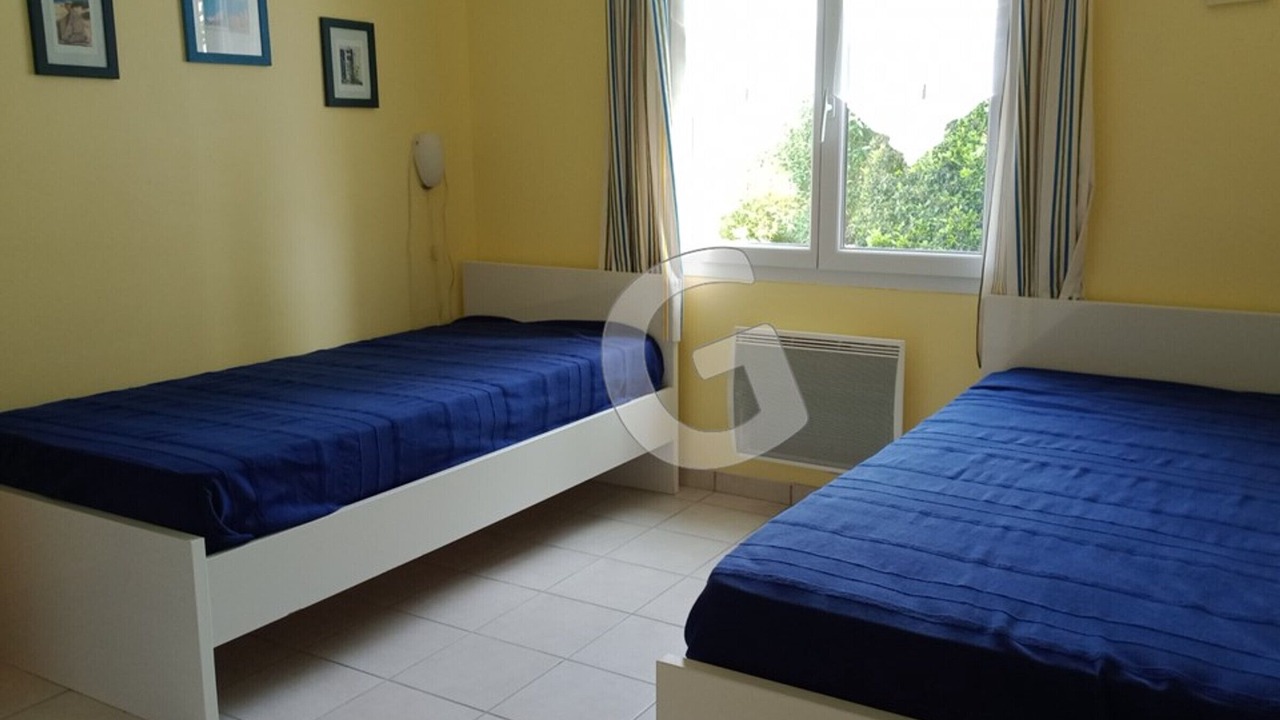 Photo of Bedroom in Angles