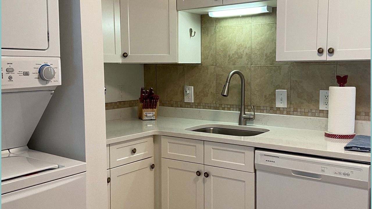 Photo of Kitchen in Jekyll Island