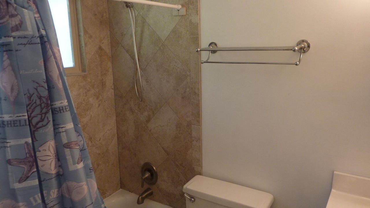 Photo of Bathroom in Jekyll Island