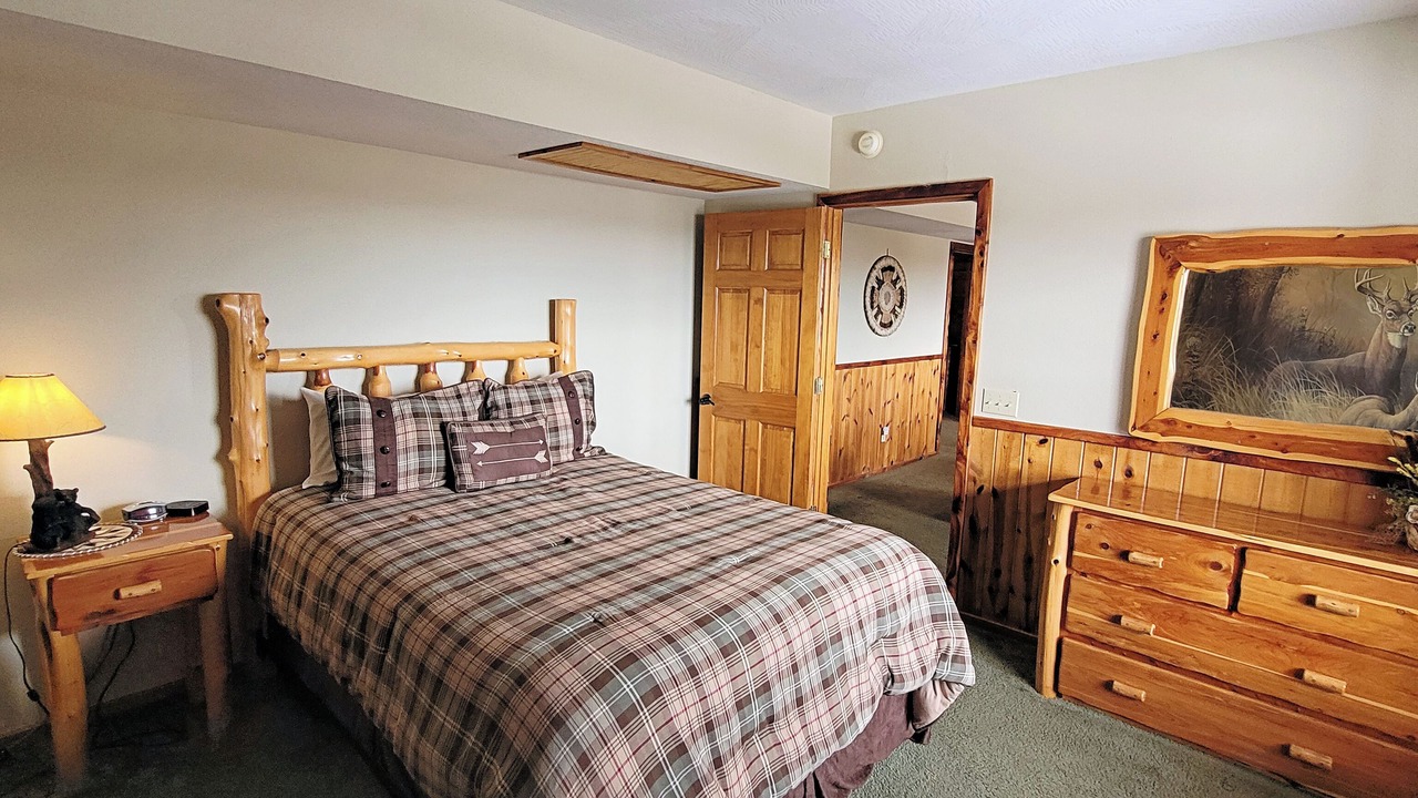 Photo of Bedroom in Sylvan Shores
