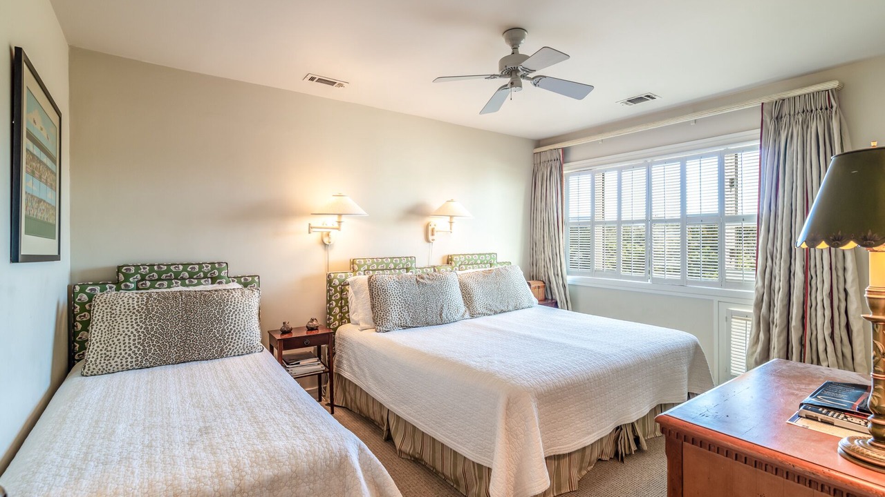 Photo of Bedroom in Debordieu Colony