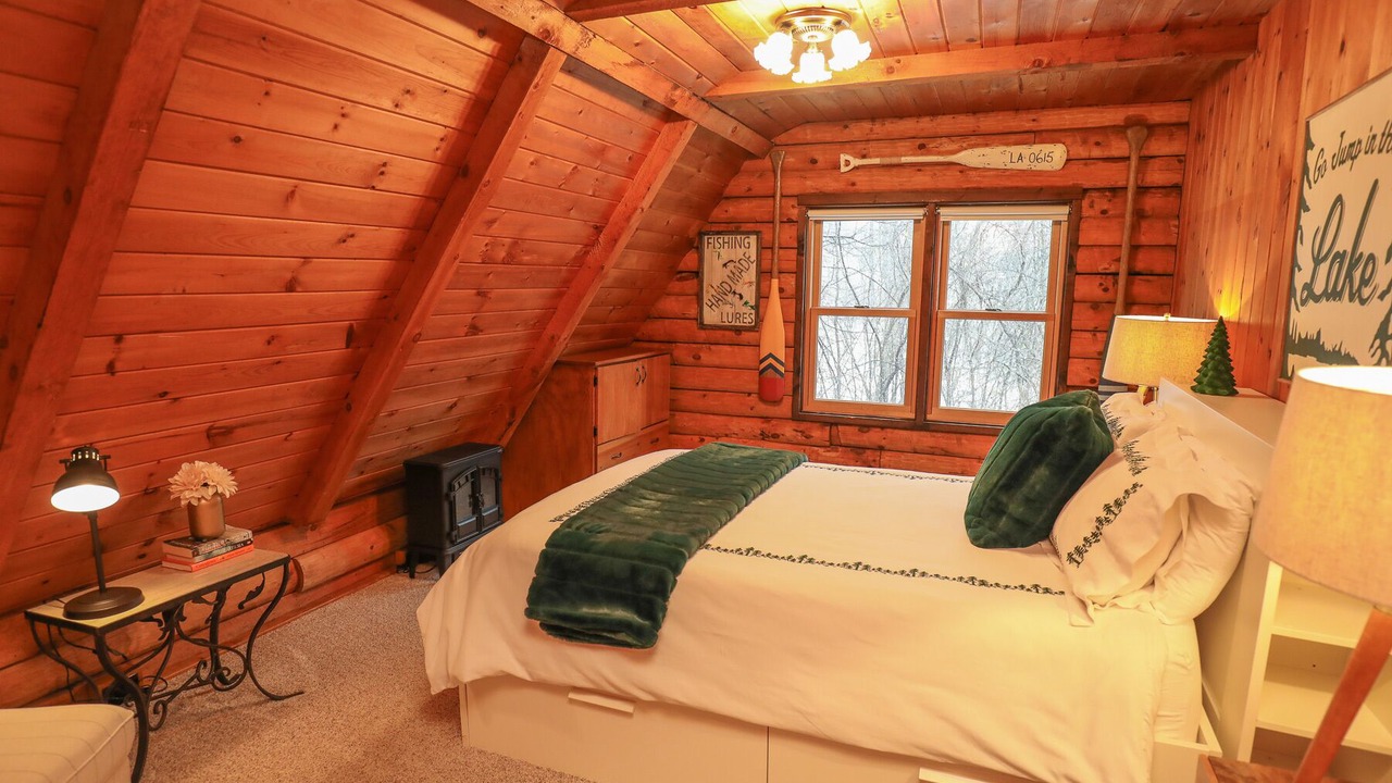 Photo of Bedroom in Canandaigua