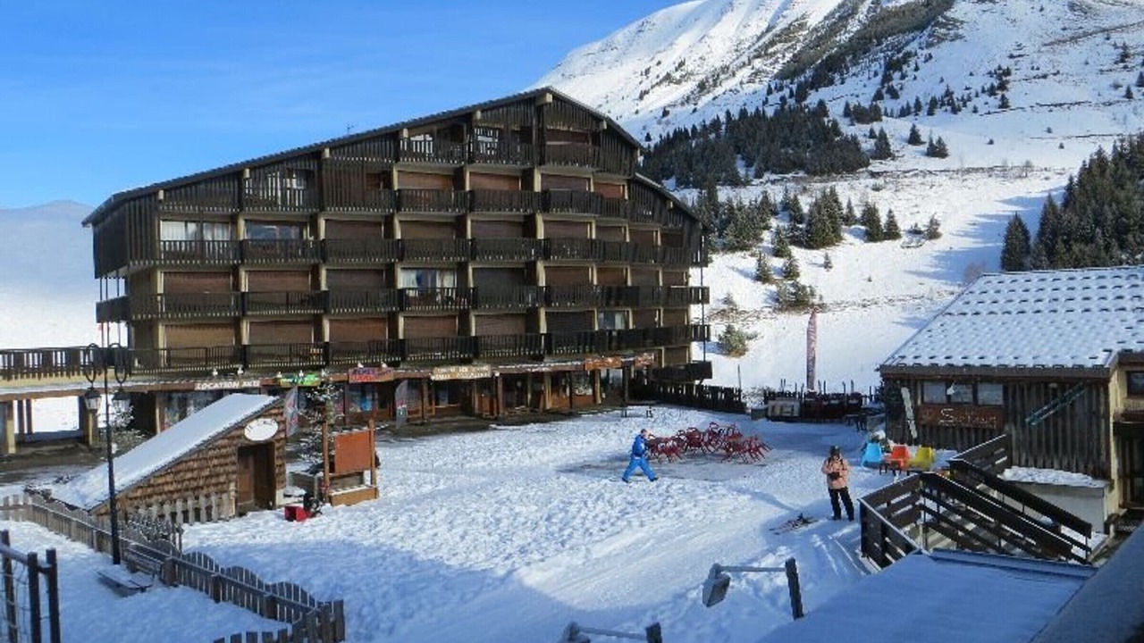 Photo of Outdoor in Auris