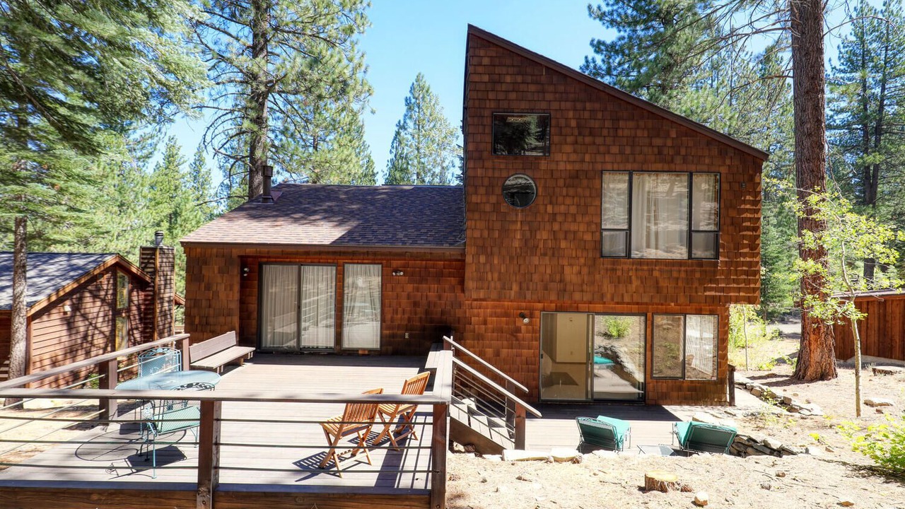 Photo of Patio Balcony in Truckee