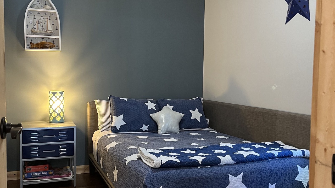 Photo of Bedroom in Six Mile