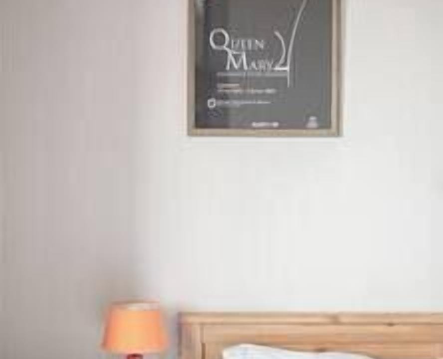 Photo of Bedroom in Saint-Nazaire