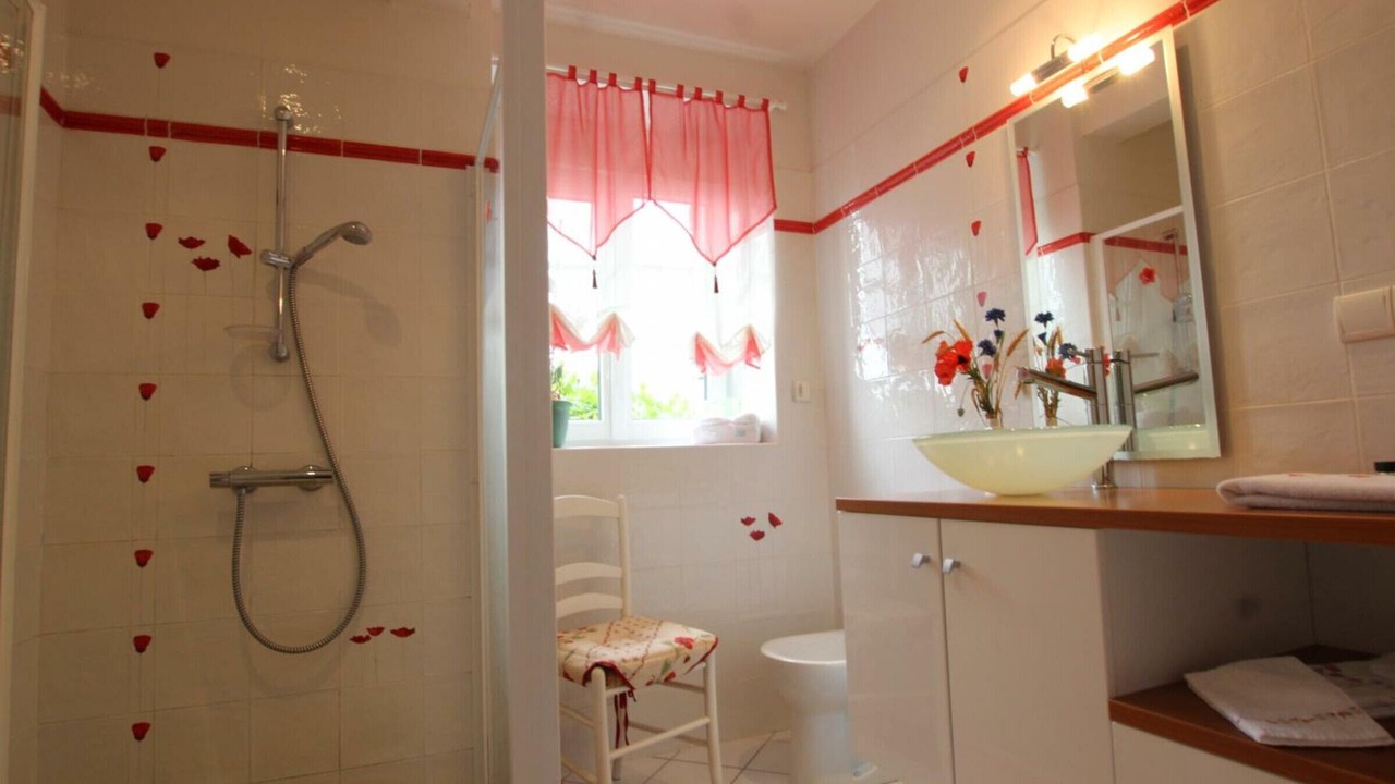 Photo of Bathroom in Villedieu-les-Poeles-Rouffigny