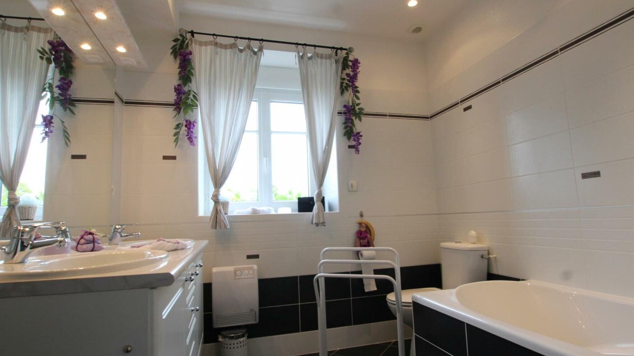 Photo of Bathroom in Villedieu-les-Poeles-Rouffigny