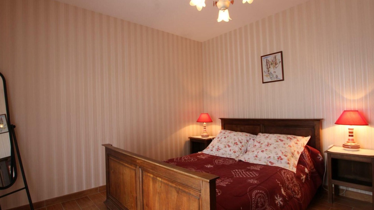Photo of Bedroom in Villedieu-les-Poeles-Rouffigny