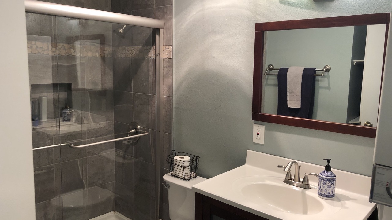 Photo of Bathroom in Parker Lane