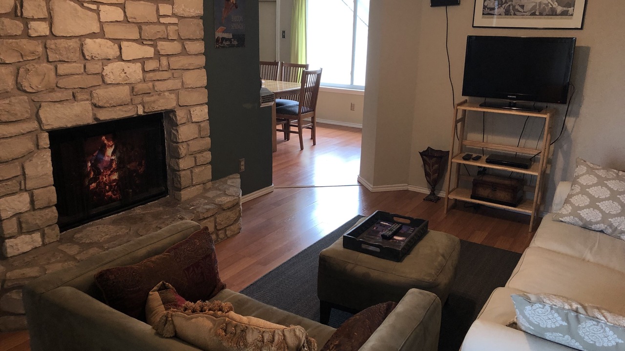 Photo of Livingroom in Parker Lane