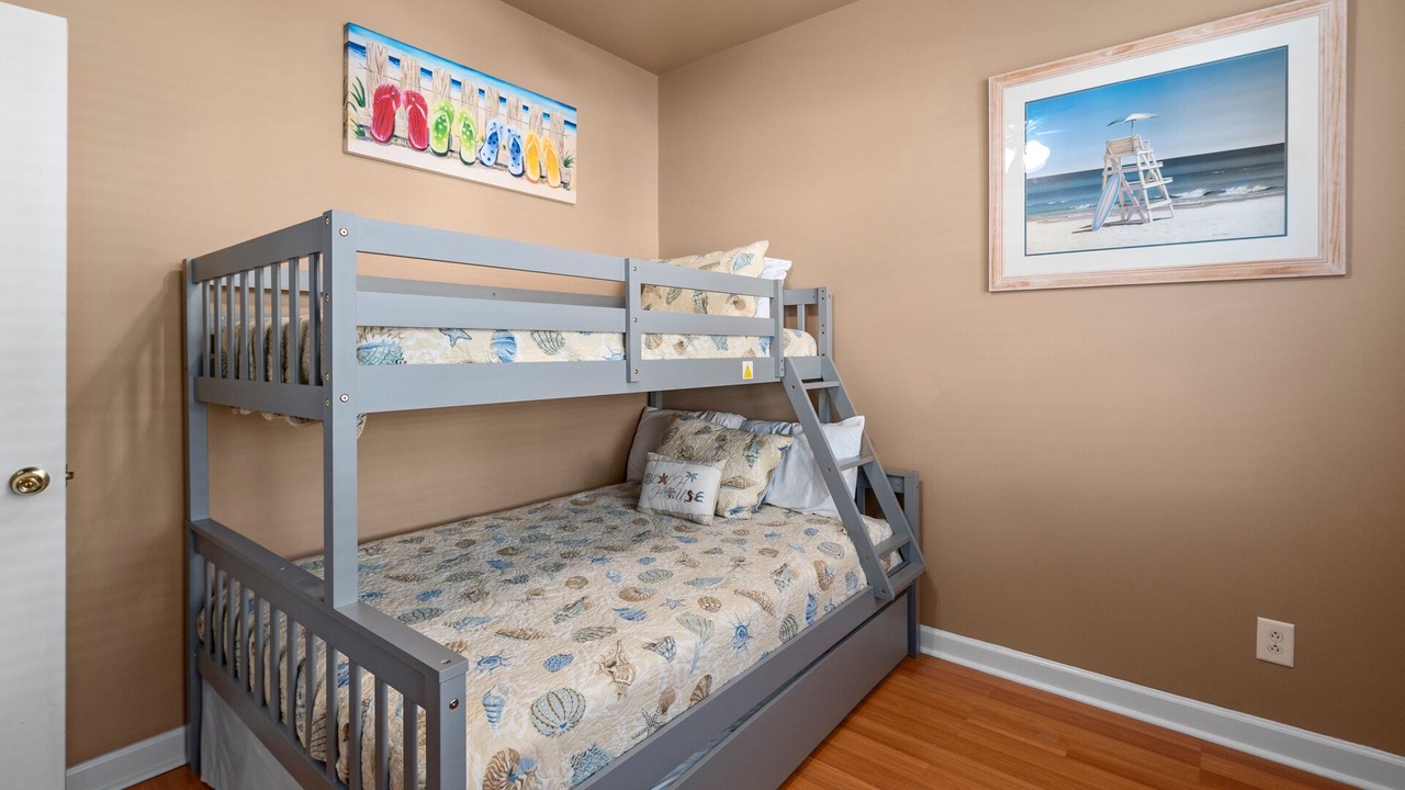 Photo of Bedroom in North Myrtle Beach