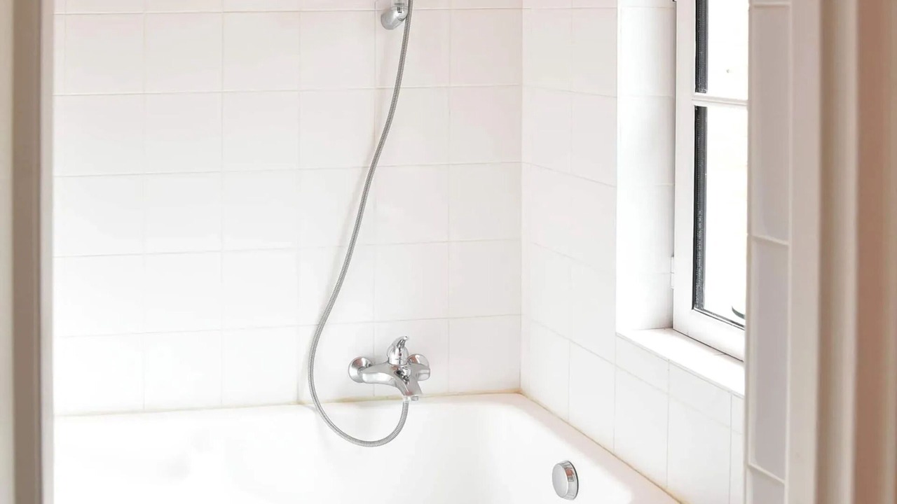 Photo of Bathroom in Gonneville-sur-Mer