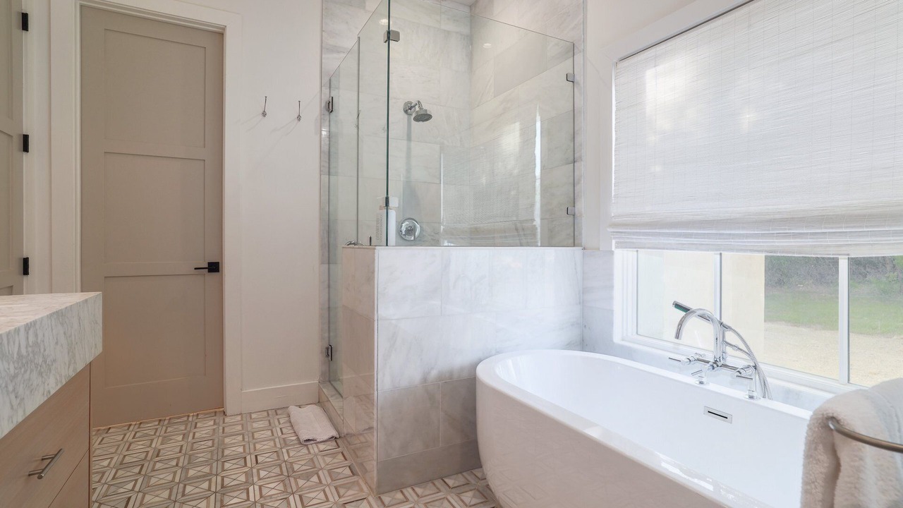 Photo of Bathroom in West Oak Hill