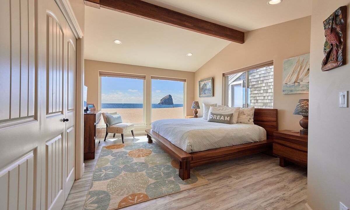 Photo of Bedroom in Kiwanda Shores