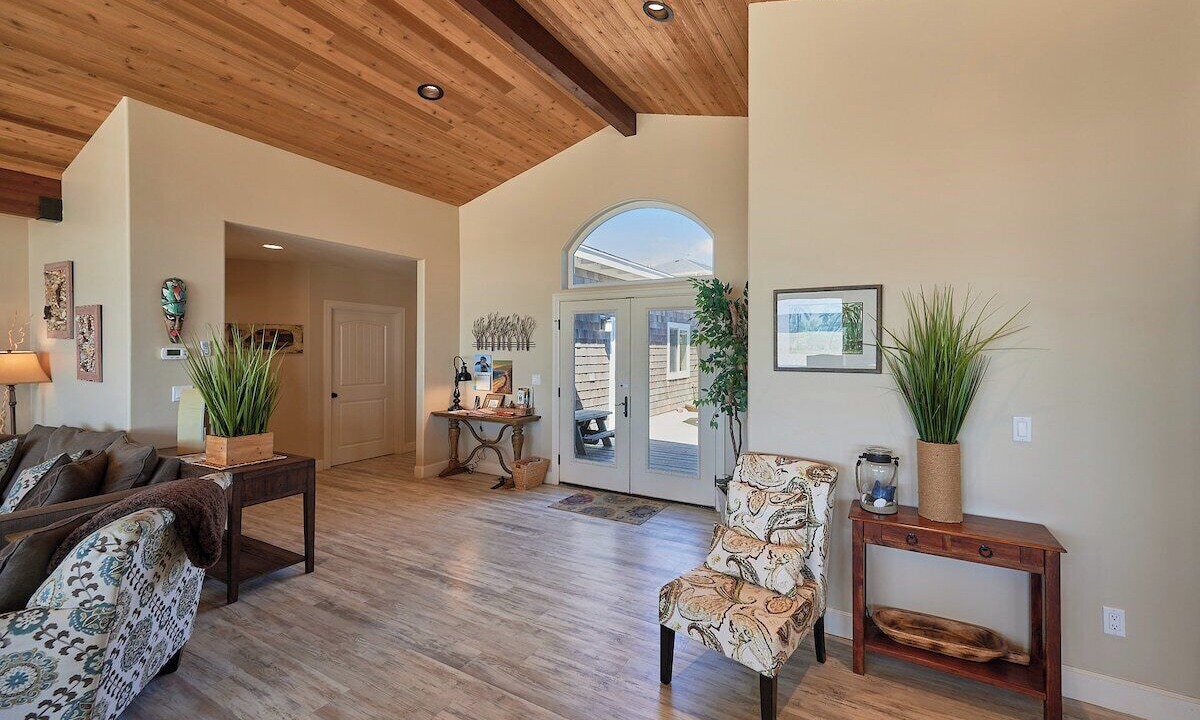 Photo of Livingroom in Kiwanda Shores
