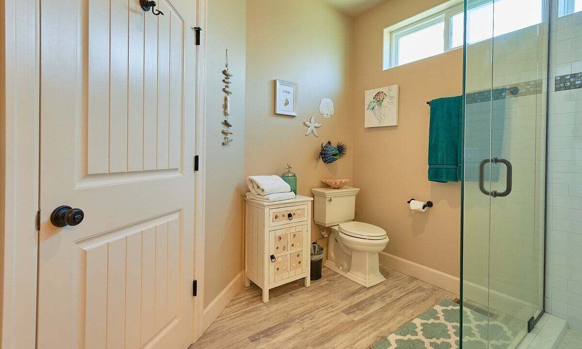 Photo of Bathroom in Kiwanda Shores