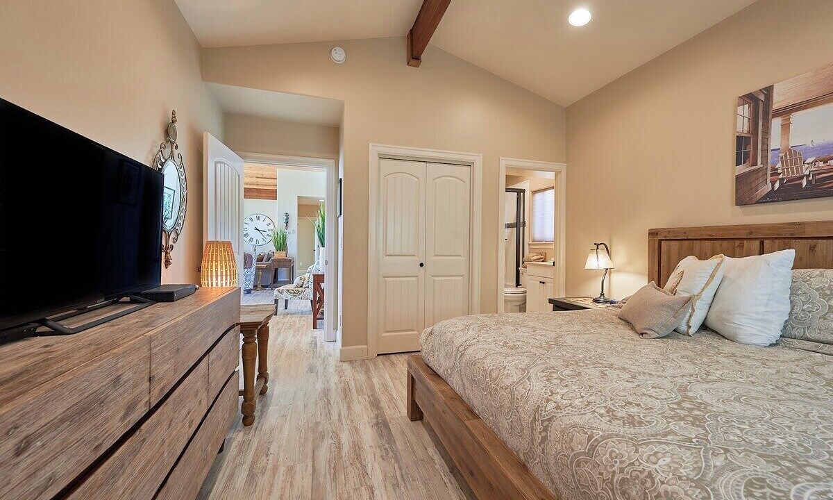 Photo of Bedroom in Kiwanda Shores