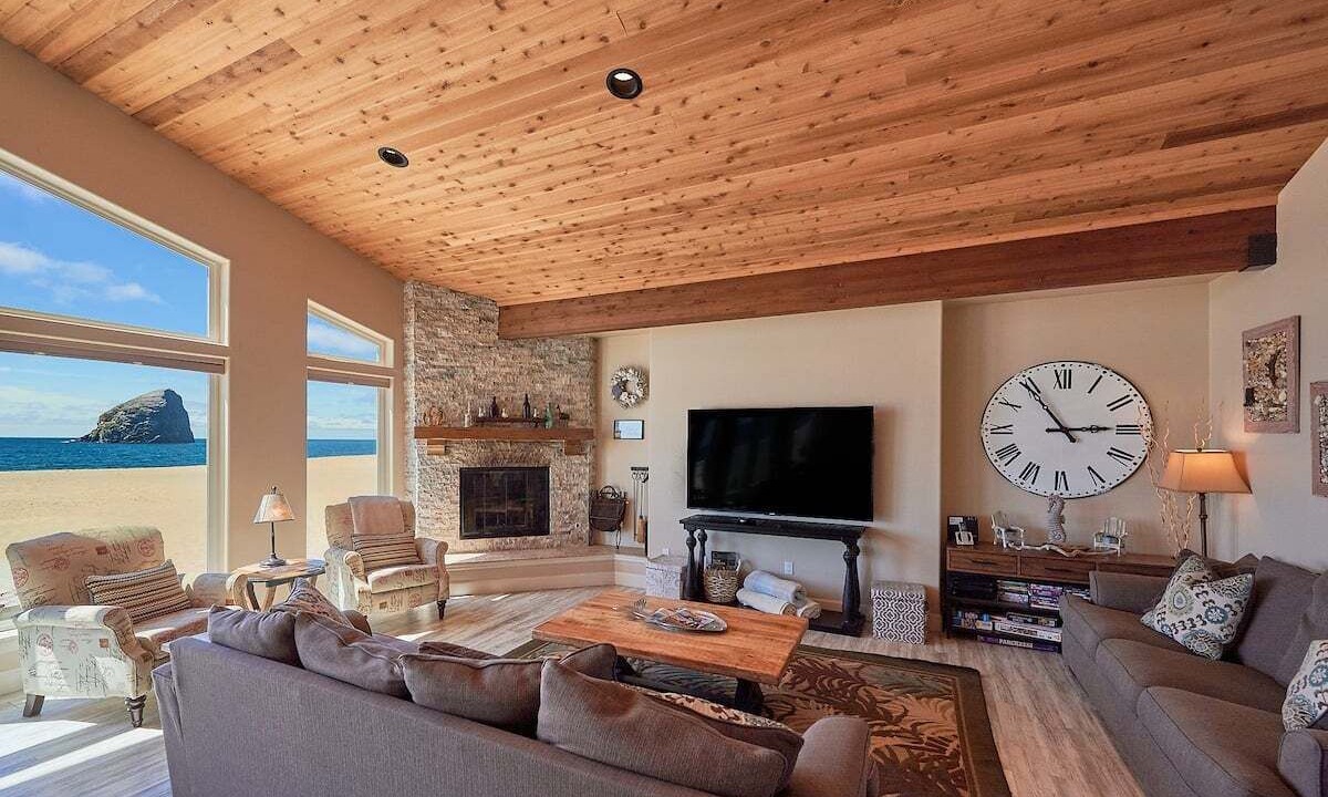 Photo of Livingroom in Kiwanda Shores