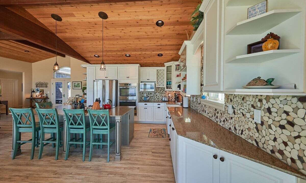 Photo of Kitchen in Kiwanda Shores