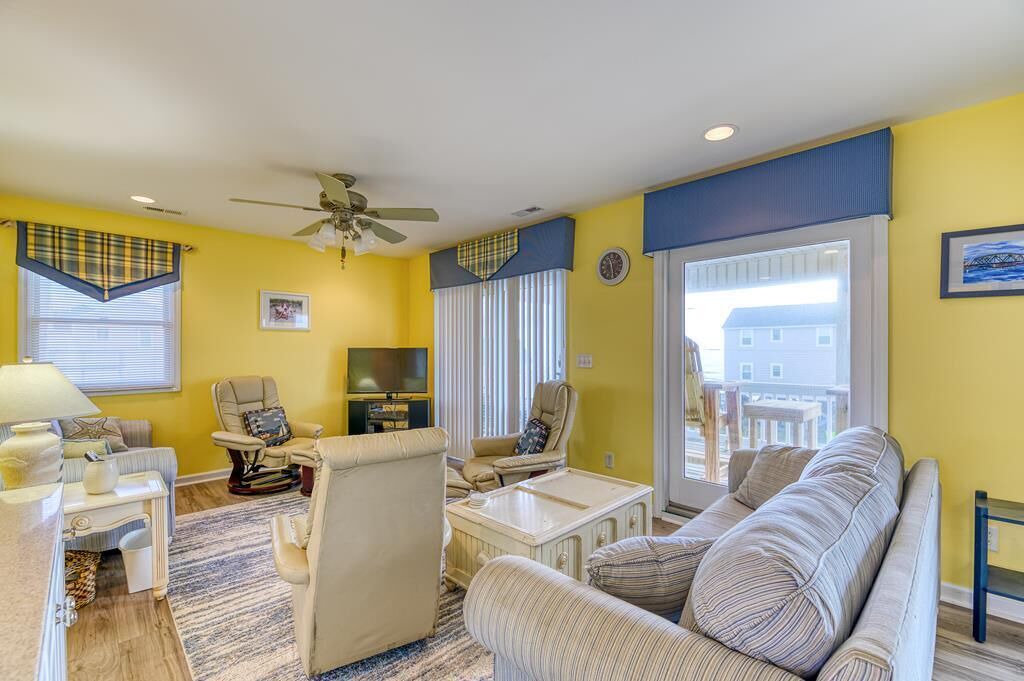 Photo of Livingroom in Ocean City Beach