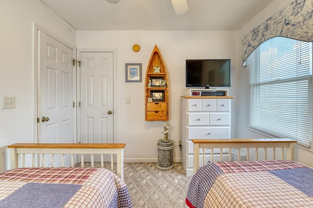 Photo of Bedroom in Ocean City Beach