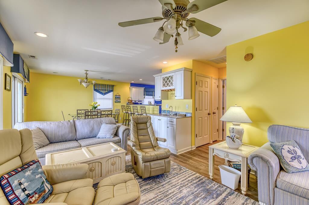 Photo of Livingroom in Ocean City Beach