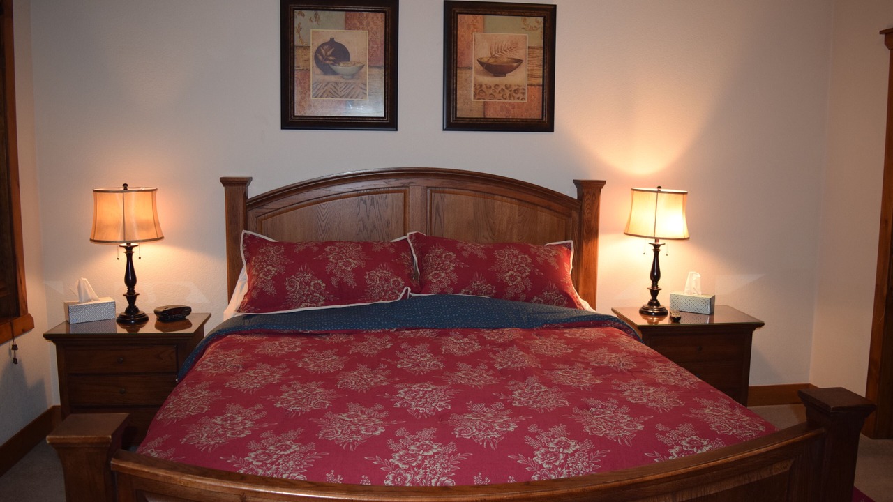 Photo of Bedroom in Four O'Clock