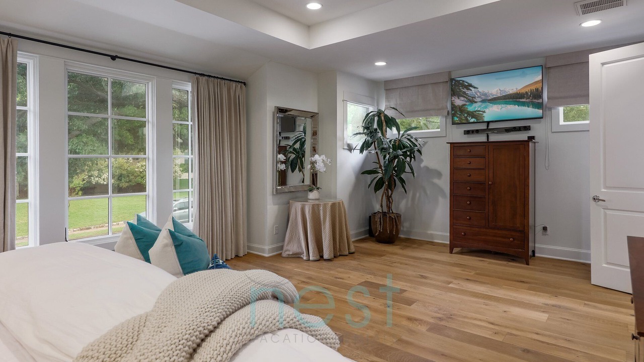 Photo of Bedroom in Woodhaven