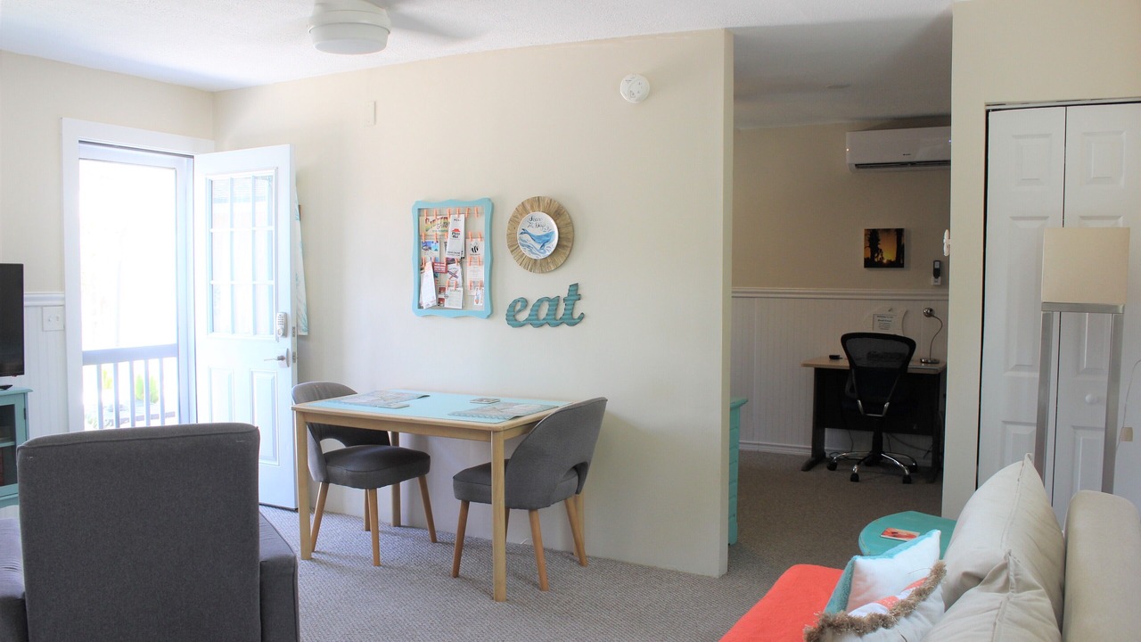 Photo of Livingroom in Jacksonville Beach