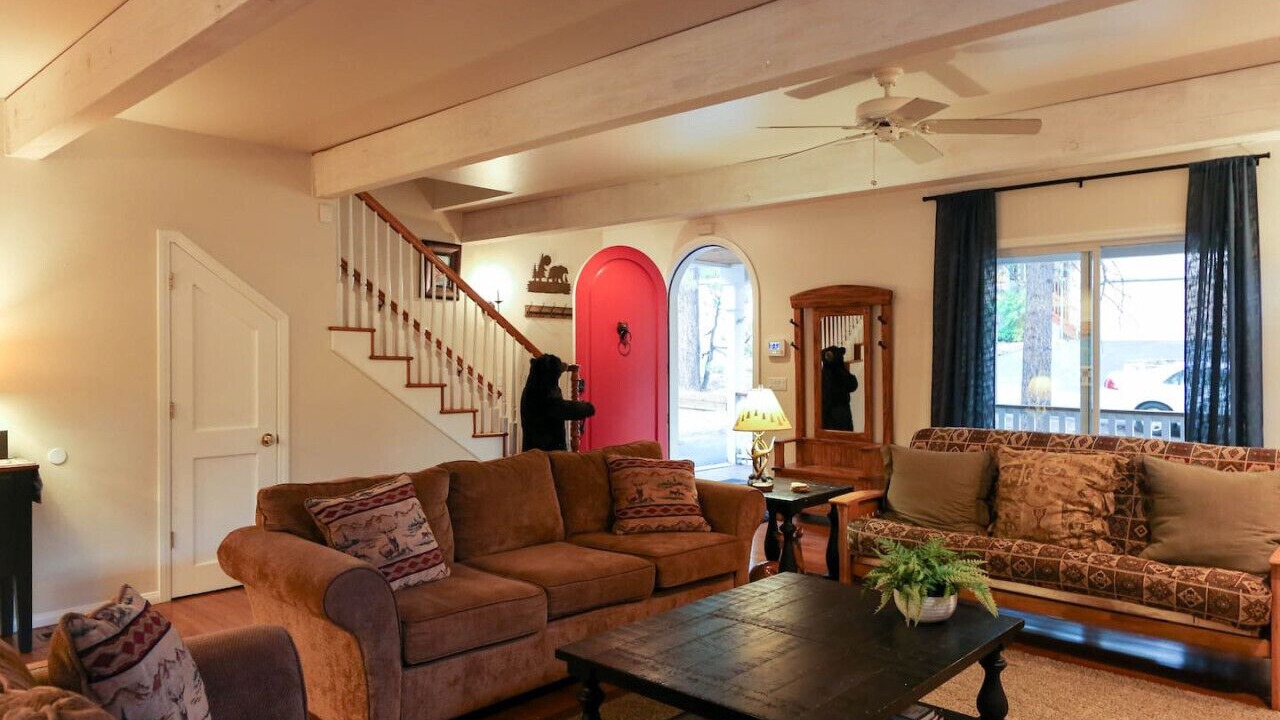 Photo of Livingroom in Big Bear Lake