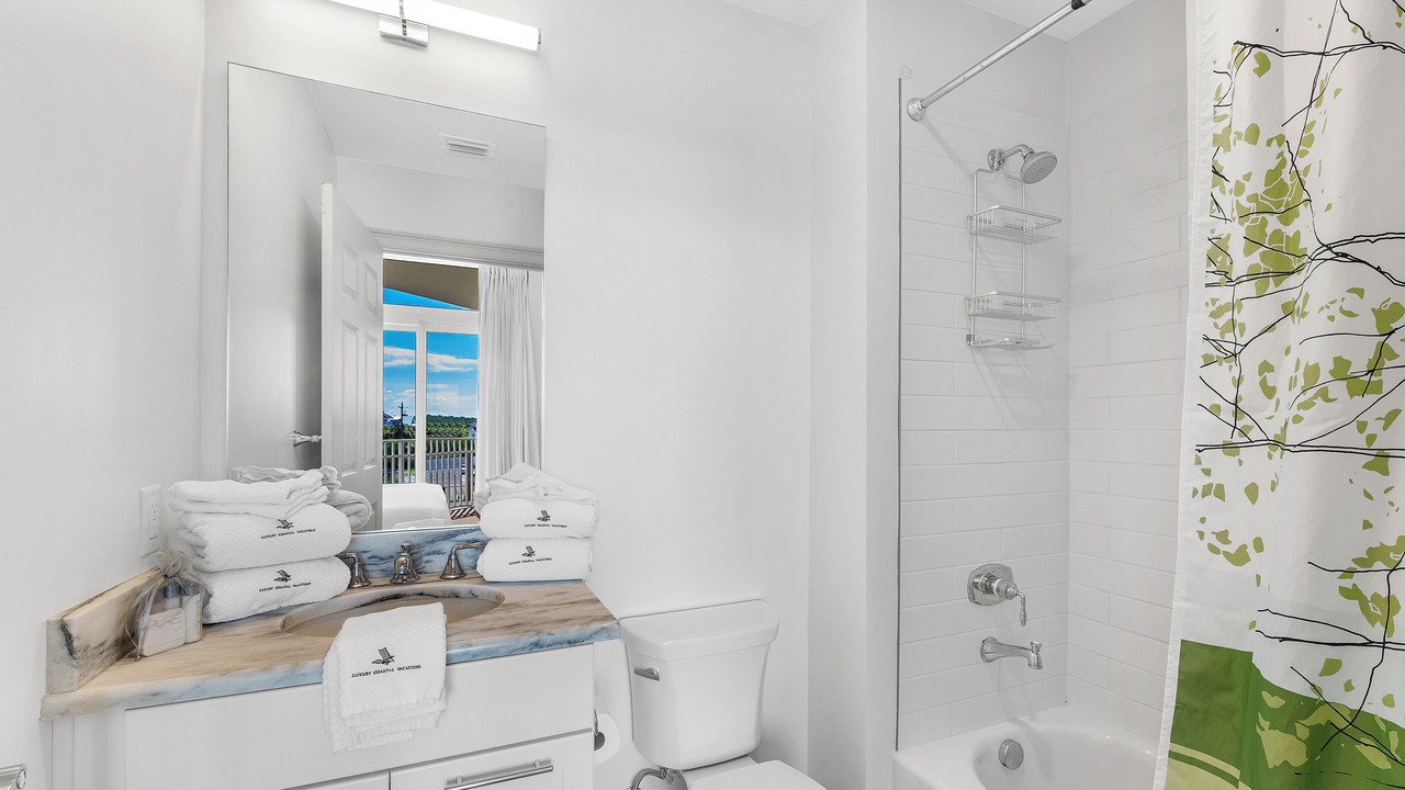 Photo of Bathroom in Ono Island