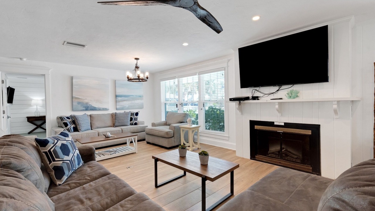 Photo of Livingroom in Siesta Key Village