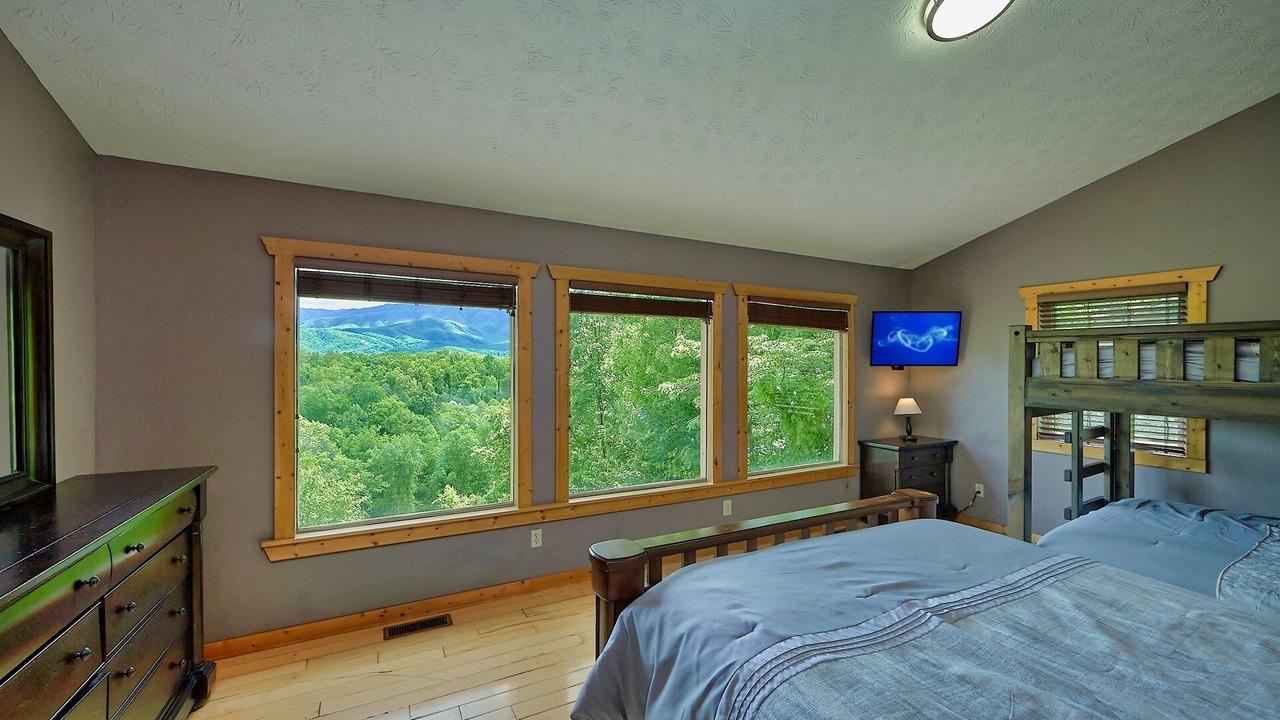 Photo of Bedroom in Gatlinburg