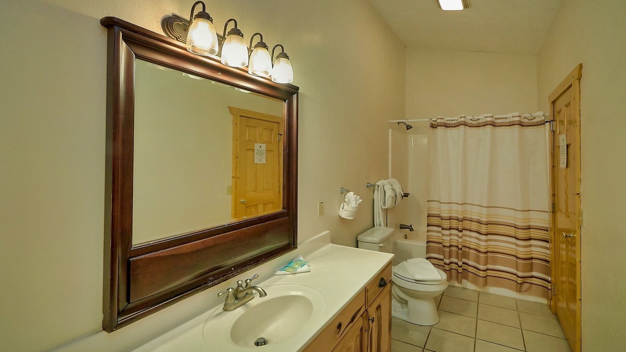 Photo of Bathroom in Gatlinburg