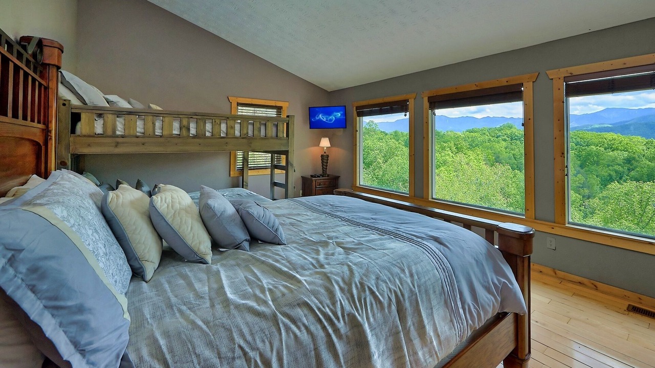 Photo of Bedroom in Gatlinburg