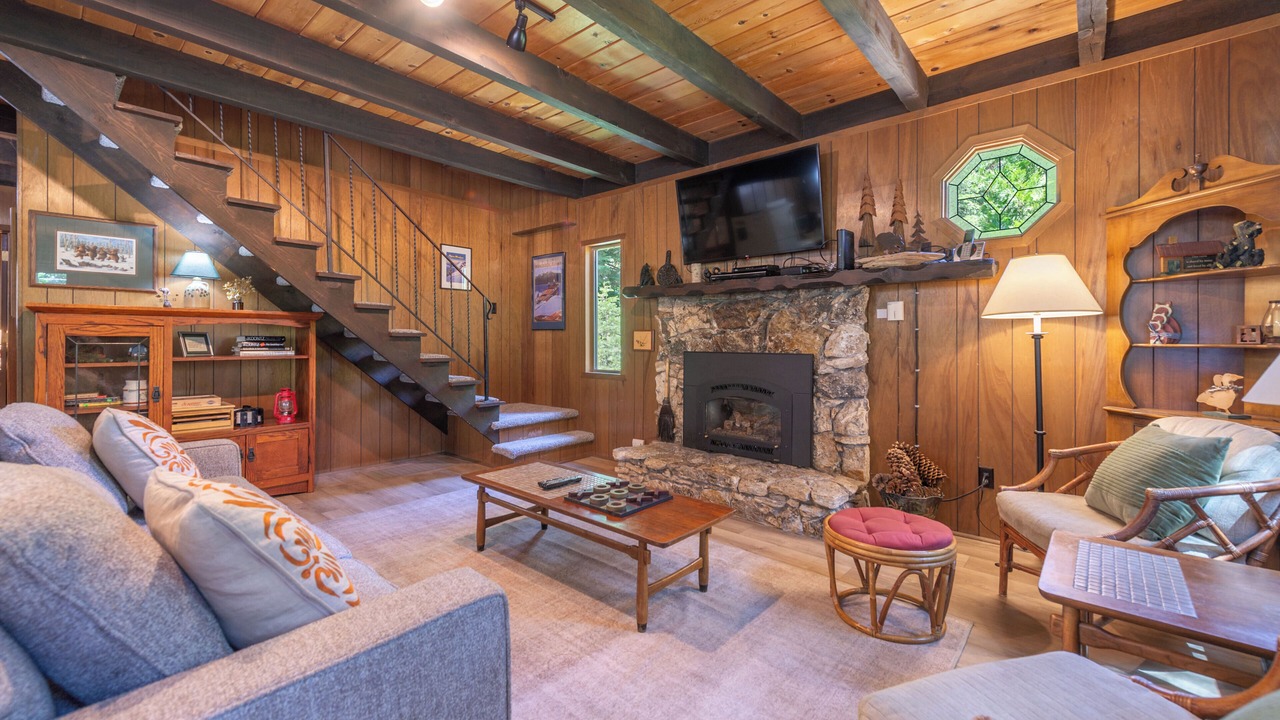 Photo of Livingroom in Homewood