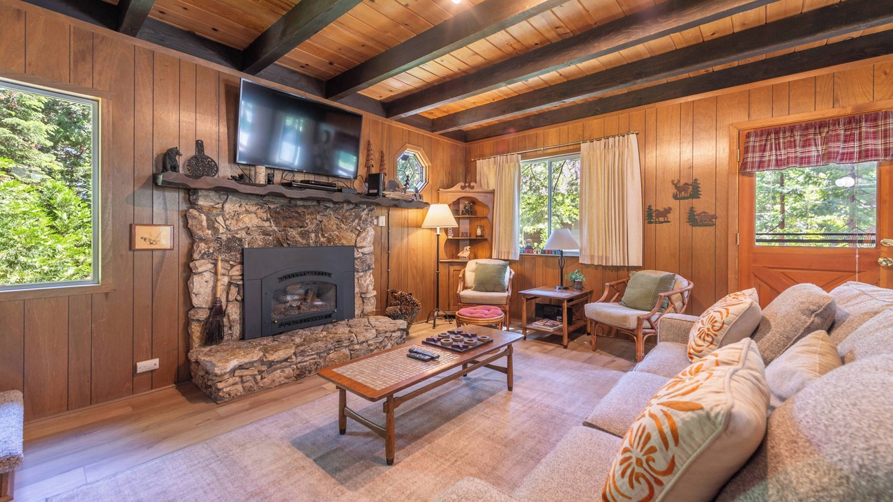 Photo of Livingroom in Homewood