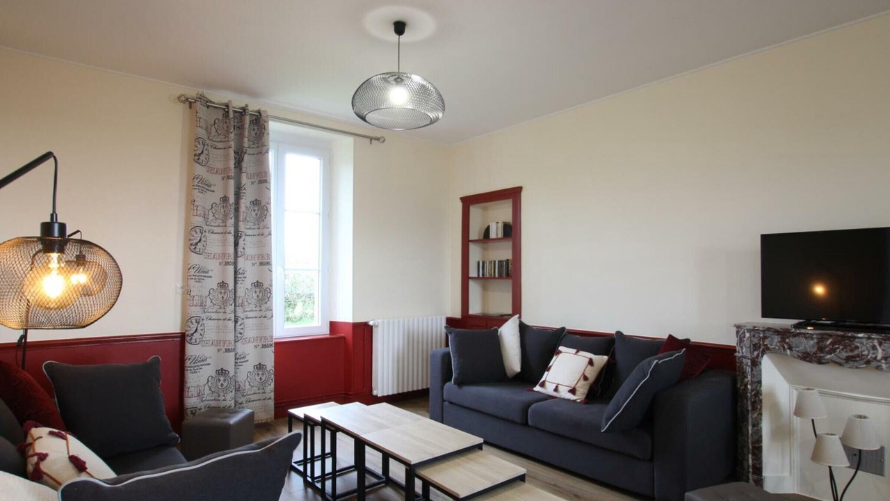 Photo of Livingroom in La Meurdraquiere