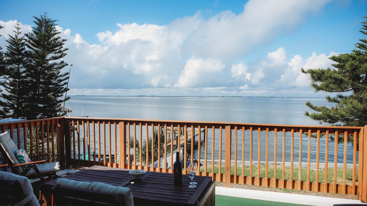 Photo of Patio Balcony in Crescent Beach